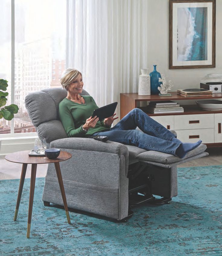 Because it's so easy, you should rent a Golden PR535 Comforter with MaxiComfort lift chair recliner from Electropedic
